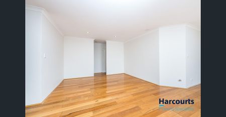 Coastal Living in a Prime Location - Photo 4