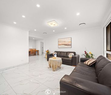 Spacious Four-Bedroom Family Home in a Prime Hammondville Location - Photo 1