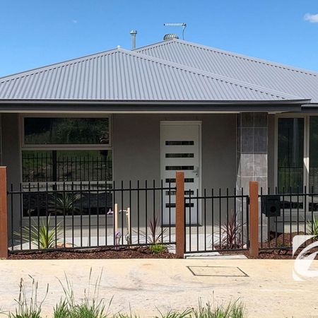 MODERN LIVING IN A PRIME LOCATION - Photo 4