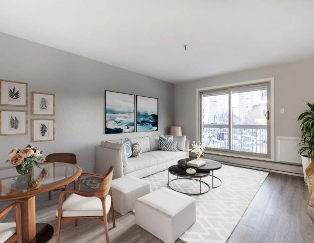 Cornwall Place — 2 Bedroom Newly Renovated - Photo 1