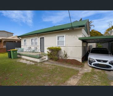16 Kingsley Avenue, Woy Woy, NSW 2256 - Photo 1