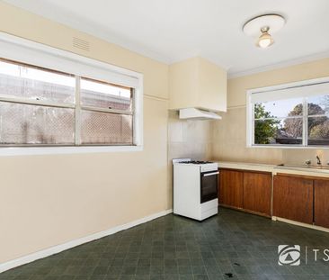 Close to Bendigo Hospital - Photo 2