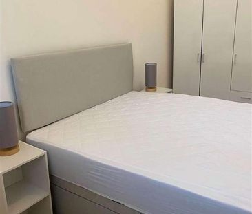 Burnett Street, Little Germany, BD1 - Photo 6