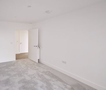 Kidbrooke Park Road, Kidbrooke Village, London, SE3 9GU - Photo 2