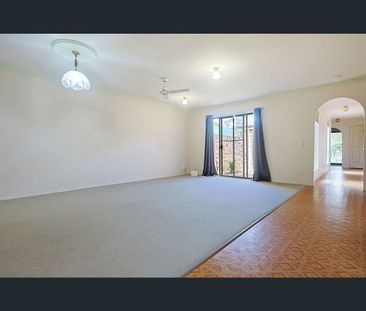 4 Cook Street, Forest Lake, Qld 4078 - Photo 4