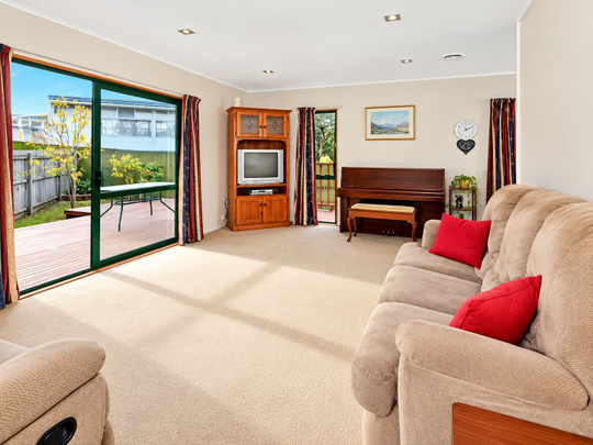 3 Bedrooms on Sunnynook Rd - Photo 1