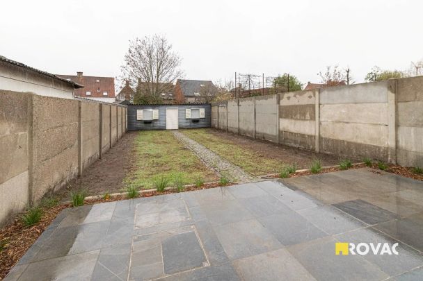 Zeer verzorgde en karaktervolle halfopen bebouwing met tuin en garage - Photo 1