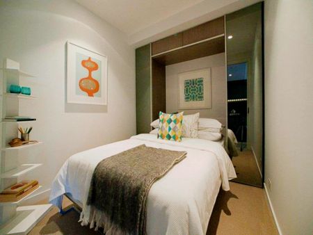 2 Bed, 1 Bath - Photo 2