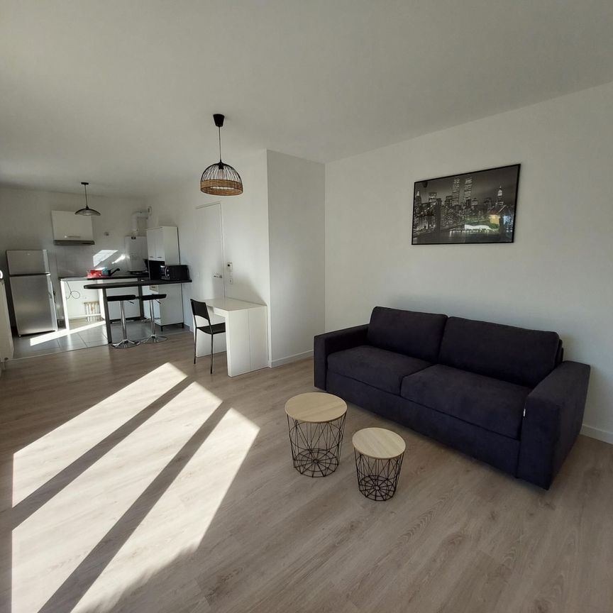 Location Appartement 1 pièce 32m² NANTEUIL LES MEAUX 77100 - Photo 1