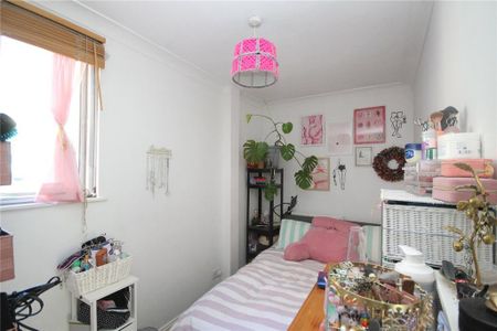 1 bedroom property to rent - Photo 2