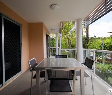 Fully Furnished 2 Bedroom Apartment - Photo 4