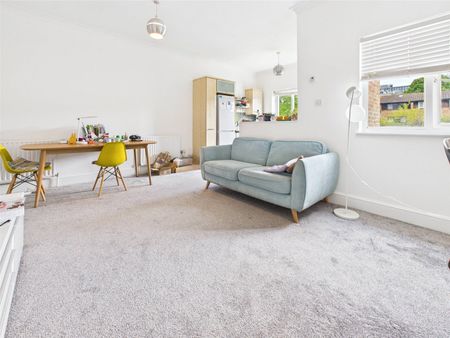 Queens Road, Twickenham, London, TW1 - Photo 3