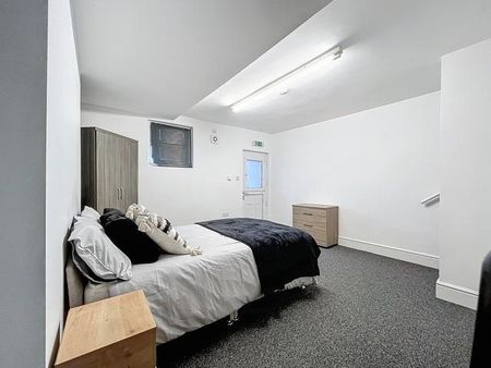 5 bedroom house share to rent - Photo 2