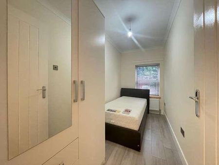 Uxbridge Road, London, W7 - Photo 3