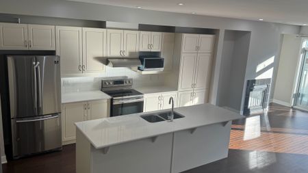 For Lease - 771 TWIST Way, Kanata, Ontario - Photo 2