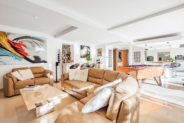 4 bedroom detached house to rent - Photo 1