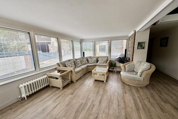 3 bedroom barn conversion to rent - Photo 1