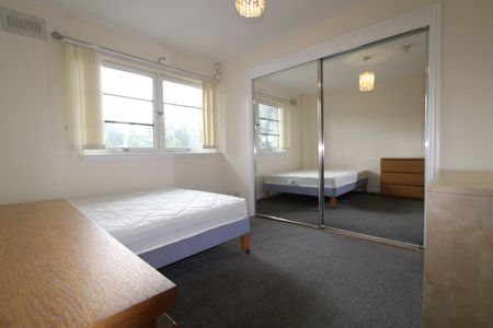 4 bedroom house to rent - Photo 3