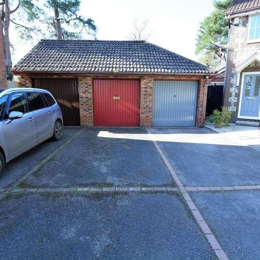 Hainault Drive, Verwood, BH31 - Photo 2