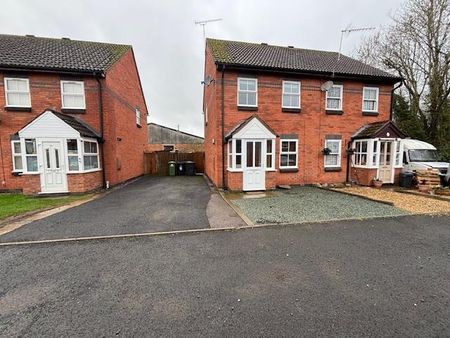2 bedroom semi-detached house to rent - Photo 5