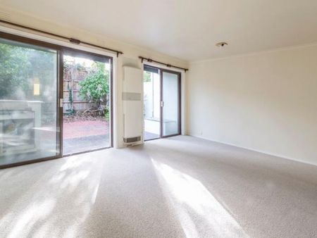 7/26 Edgevale Road, Kew VIC 3101 - Townhouse For Rent | Domain - Photo 2