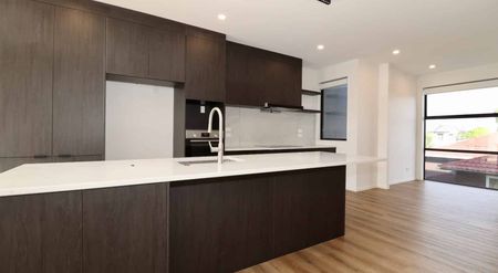 Sunnyhills 4 Bed 3 Bath for rent - Photo 2