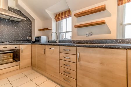 Garth Court, Bicester - Photo 4