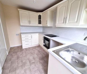 3 bedroom terraced house to rent - Photo 5