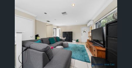 Modern Townhouse in Perfect Location - Photo 2