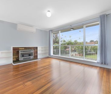 PLUSH ON POOLE STREET - Photo 1