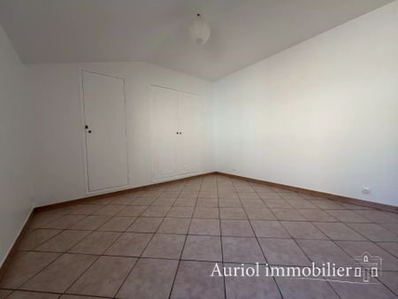 Location Appartement 2 pièces 41m² AURIOL 13390 - Photo 5