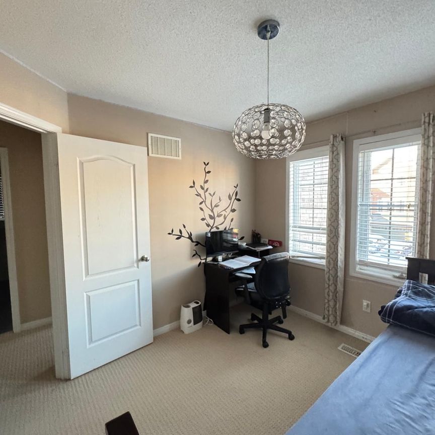 For Lease - 1547 Winville Road, Pickering, Ontario - Photo 1