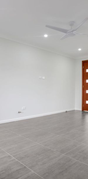 3 bedroom house - 20% below market rent - Photo 1