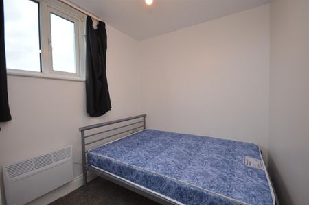 1 bedroom flat - Photo 3