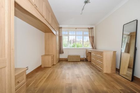 4 bedroom detached house to rent - Photo 5