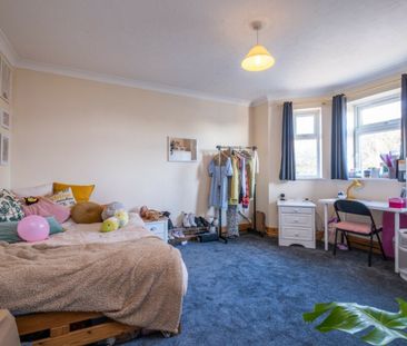 5 bed Winton student flat! - Photo 4