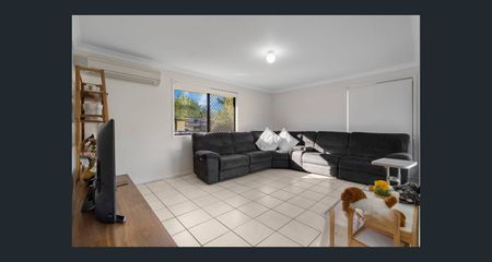 39 Helen Street, North Booval QLD 4304 - House For Rent - $685 | Domain - Photo 3