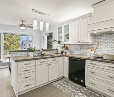 For Lease - 23 Cherry Blossom Crescent Unit# Upper, Clarington, Ont... - Photo 5
