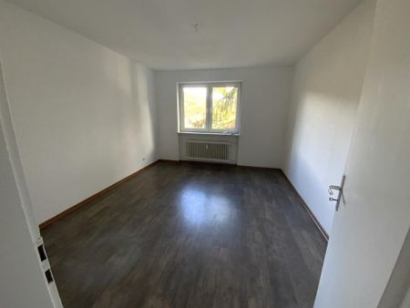 4-Zimmer-Wohnung mit Balkon in Bad Dürkheim mieten - Photo 2