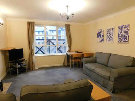 2 bedroom flat to rent - Photo 3