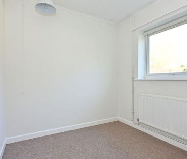 3 bedroom bungalow to rent - Photo 6