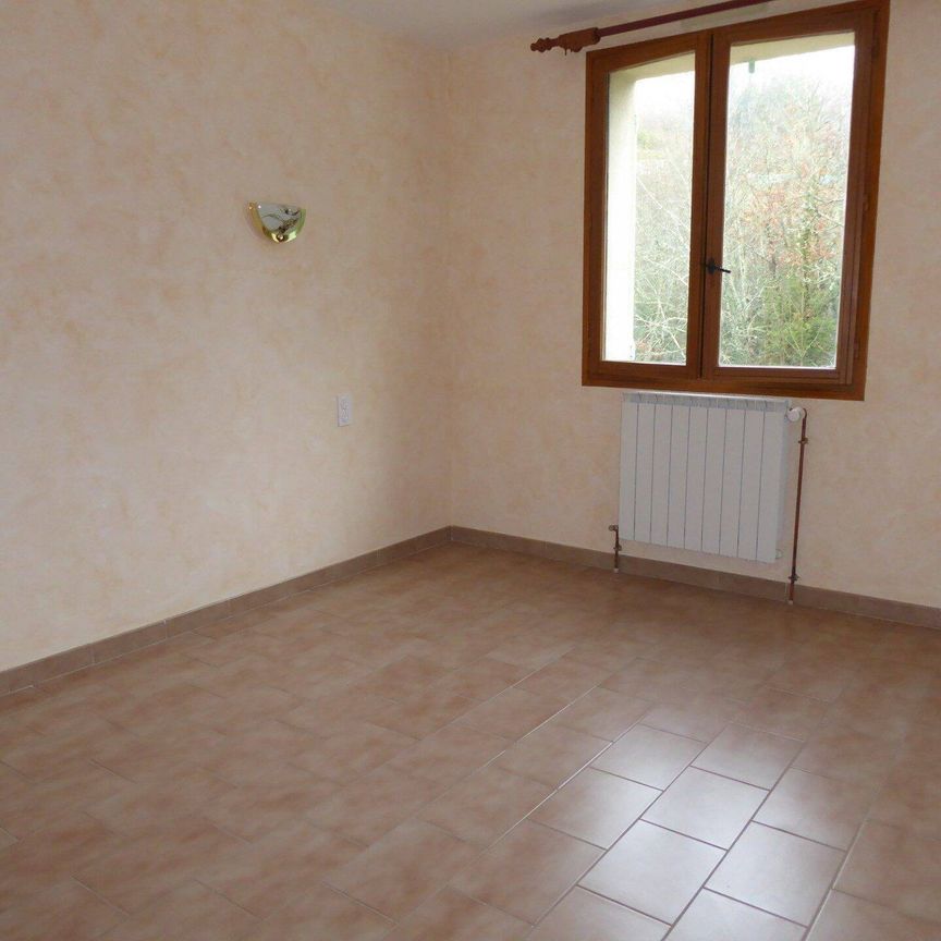 Location maison 3 pièces 85.6 m² à Vals-les-Bains (07600) - Photo 1