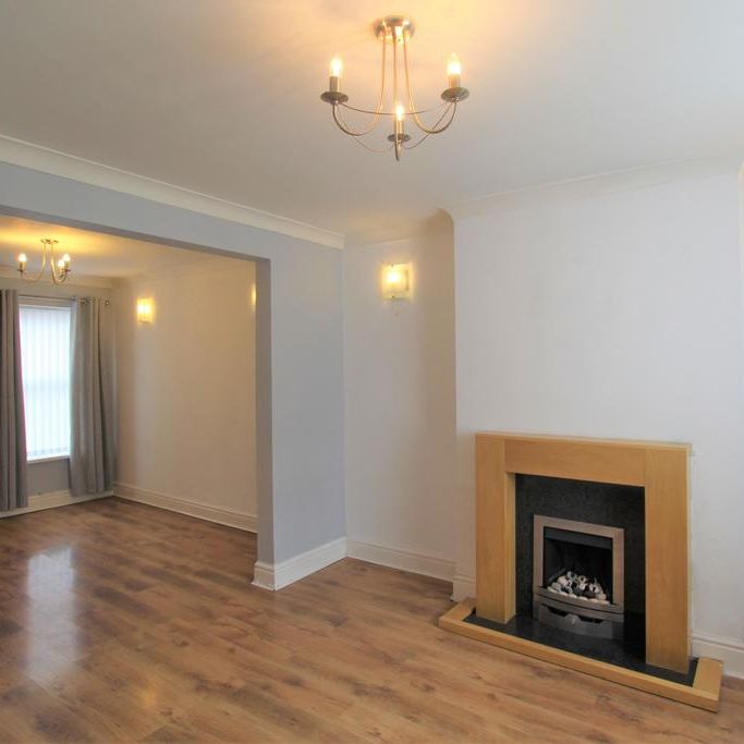 2 bedroom terraced house to rent - Photo 1
