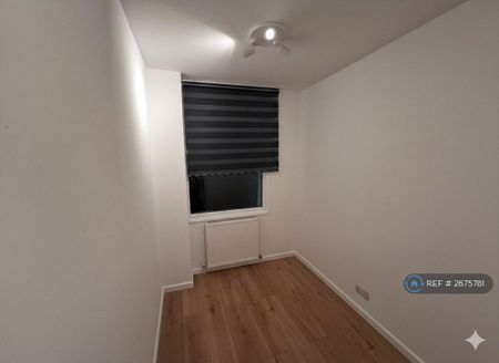 4 bedroom terraced house to rent - Photo 2