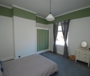 2 bedroom House To Let - Photo 2