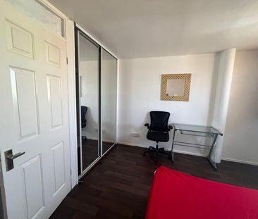 2 Bed Maisonette, Wyndham Court, SO15 - Photo 6