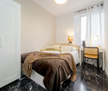 Paseo de la Castellana, Madrid, Community of Madrid 28046 - Photo 1