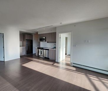 Spacious 2 Bedroom at Evolve - Photo 6