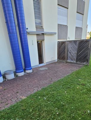 1 Monat gratis! gemütliche 2.5-Zimmerwohnung mit Gartensitzplatz - Photo 1