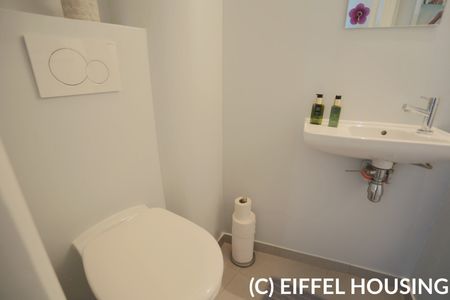 Tout savoir sur cet appartement dans le quartier Europe, à Paris 8ème - Photo 2